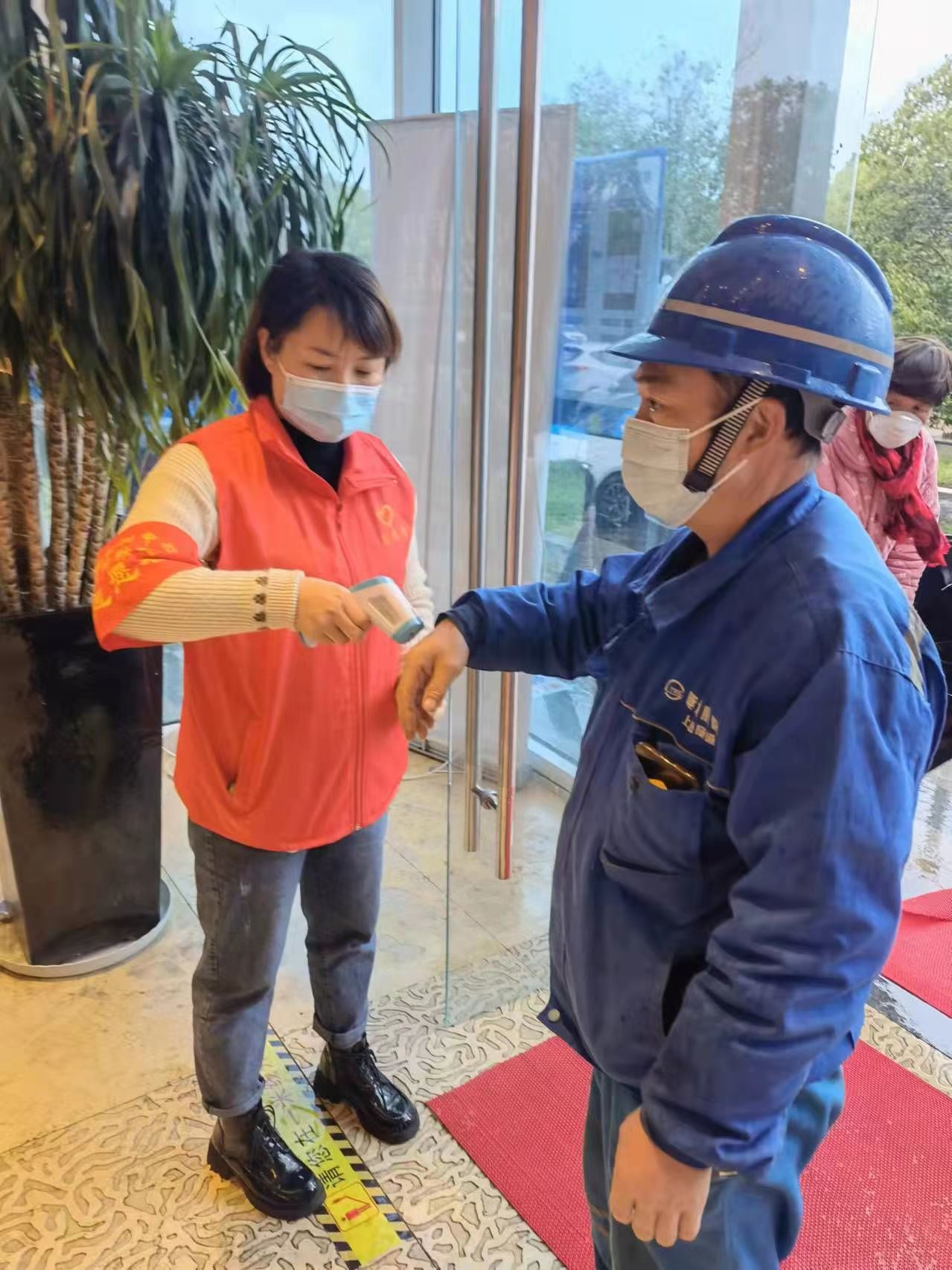 刘艳.jpg